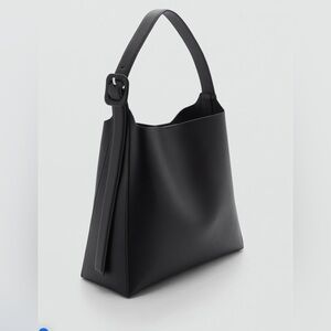 MANGO Black Bucket bag with buckle